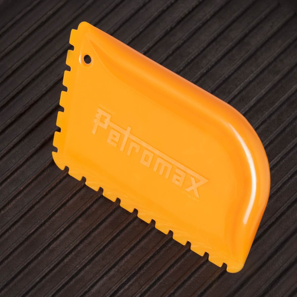 Petromax Schraper met groeven
